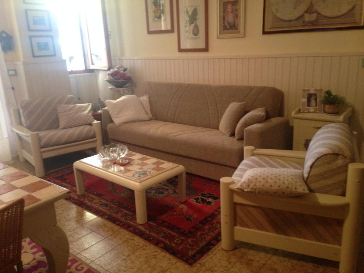 B & B Da Giusy Corte Franca Bagian luar foto
