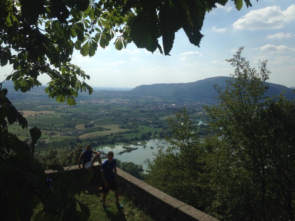 B & B Da Giusy Corte Franca Bagian luar foto