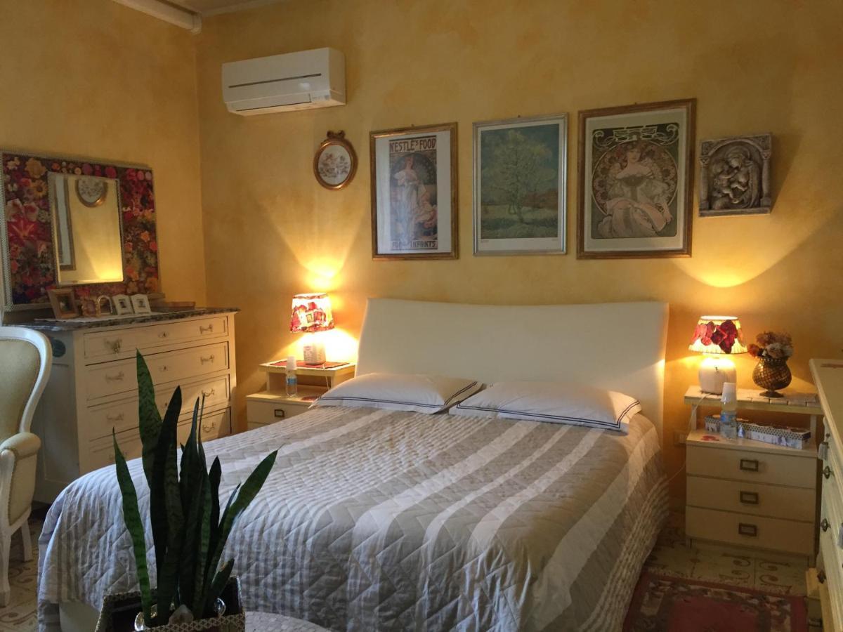 B & B Da Giusy Corte Franca Bagian luar foto