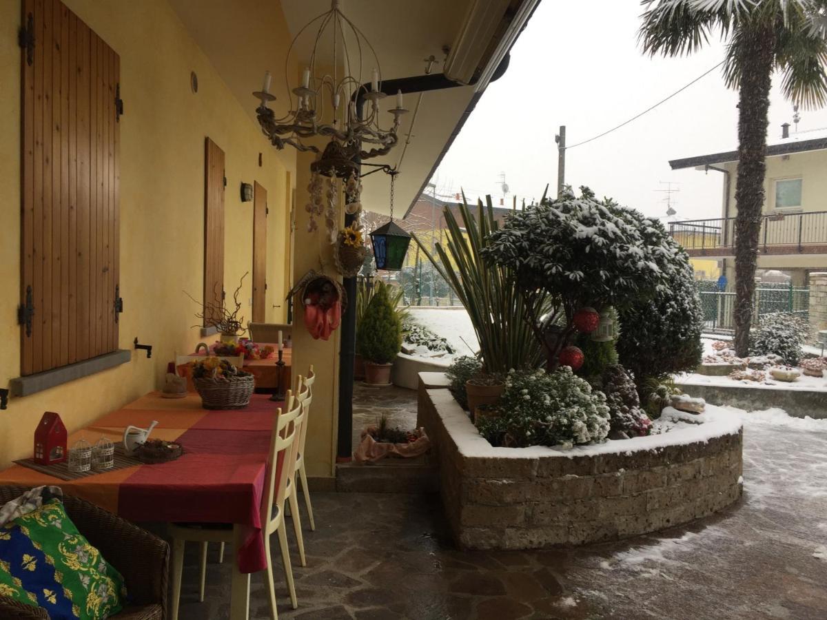 B & B Da Giusy Corte Franca Bagian luar foto