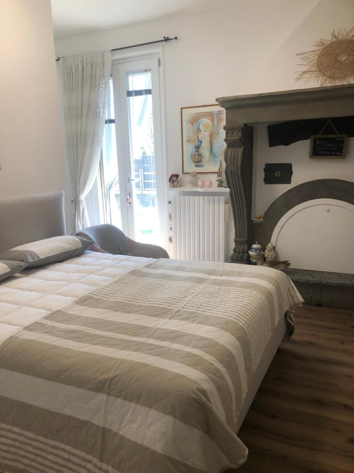 B & B Da Giusy Corte Franca Bagian luar foto